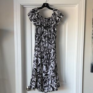 New! Never worn! Discontinued Target Mossimo Brand Patterned Dress